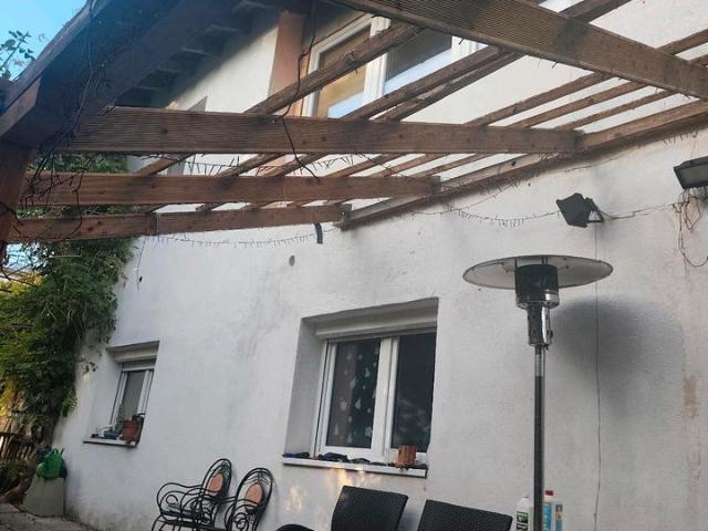 schönes 2 Fa.Haus mit riessem Grundstück und Werkstatt ca. 1600qm