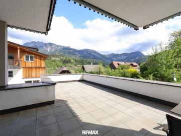 Schönes 3 Zimmer Appartement mit XXL Terrasse