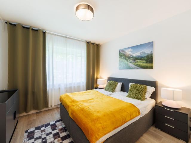 Schönes 4 Zimmer Apartment für 5 Personen in Charlottenburg, Berlin Amsterdam Apartments for Rent