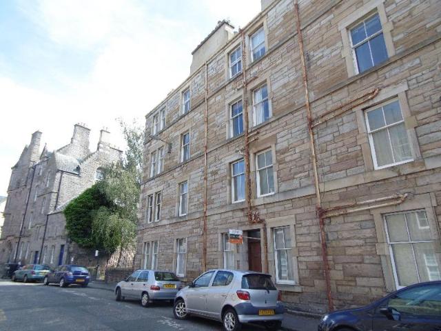 Sciennes House Place, Sciennes. 1 bed flat to rent £1,050 pcm £242 pw