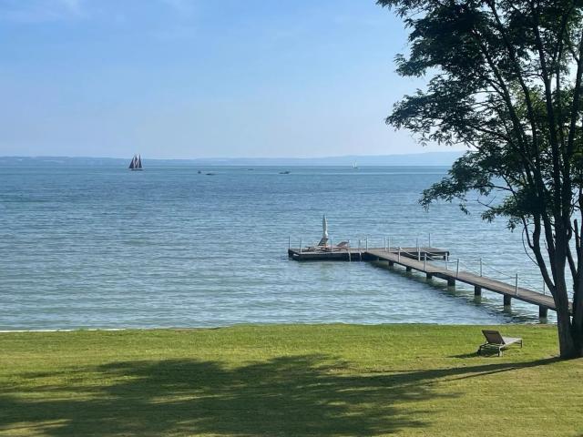 Sciez Sur Léman Propriété Pieds dans l'eau Parc de 2 488. 180m² Sciez