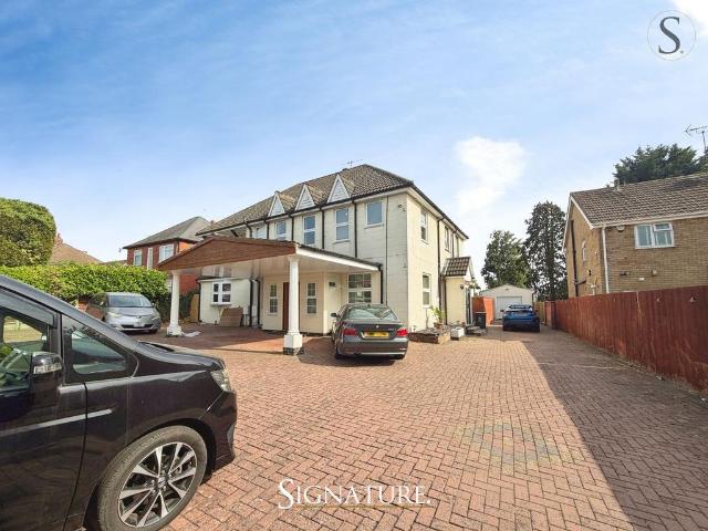 Scraptoft Lane, Leicester, LE5 7 bed detached house to rent £2,995 pcm £691 pw