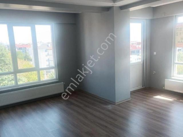 Sağlık Mahallesi Kiralık 3+1 Daire