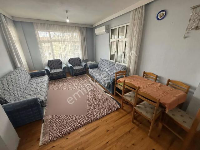 Sağlık Mahallesi 110 M2 Satılık 2+1 Köşe Daire