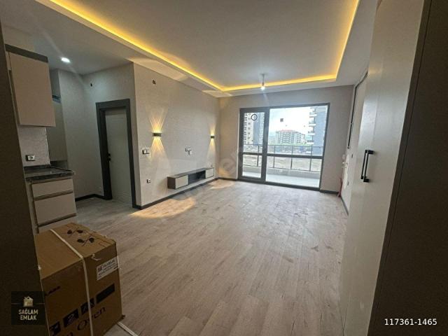SAĞLAM EMLAKTAN ARAKAT GÜNEY CEPHELİ İSKAN 1+1 FULL YAPILI DAİRE