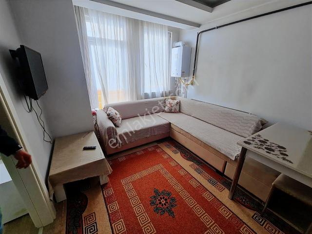 Sağlam Emlaktan Erenler Merkezde Kiralık 1+1eşyalı Daire