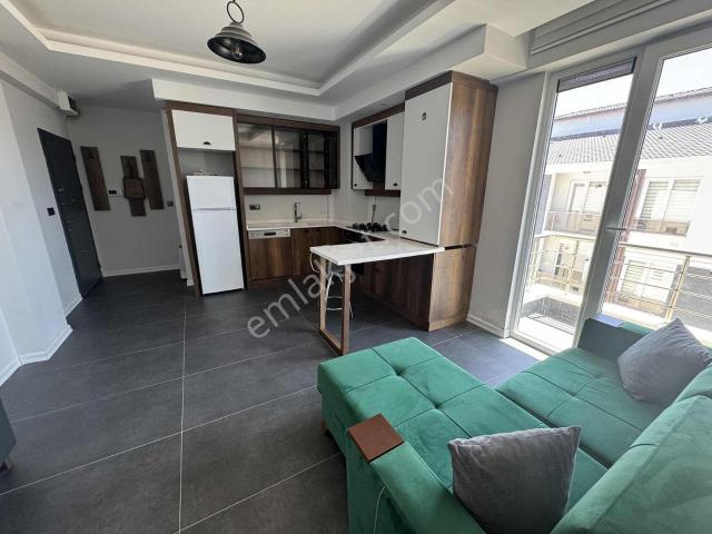 Sağlam Emlaktan Hastane Arkasında Kiralık 1+1daire