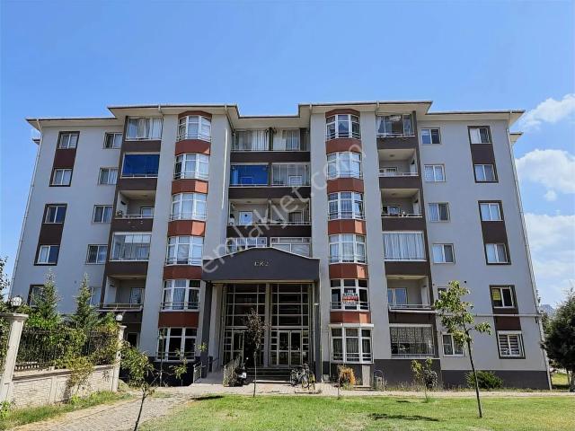 Sağlam Emlaktan Otogar Tokilerde Kiralık 4+1daire