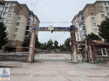 Sağlam Emlaktan Şuhut Kavşağı Site İçi Kiralık 3+1 Daire