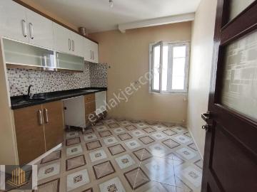 Sağlam'dan Bahçeşehir'de 2+1 Kiralık Daire