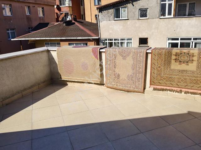 Sağlam'dan İçerenköyde Kiralık Çatı Katı Teraslı