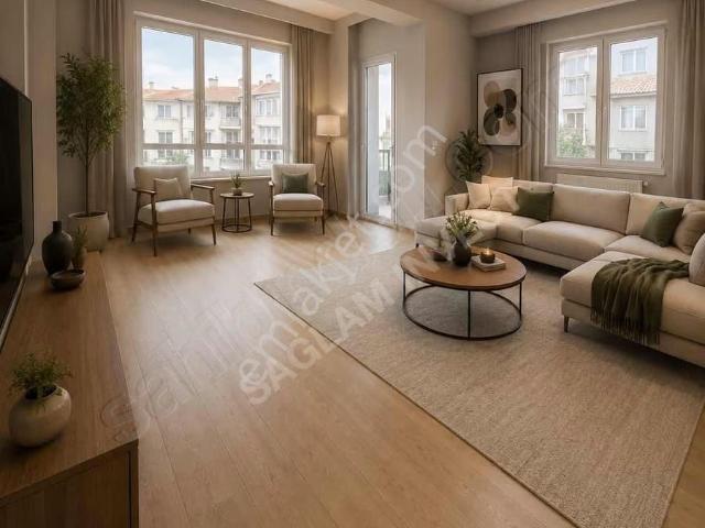Sağlam'dan Merdivenköyde 2+1 78m2 Geniş Satılık Daire