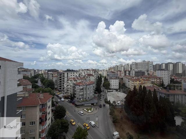 Sağlam'dan Merdivenköyde Minibüs Yoluna Yakın Açık Manzaralı 2+1