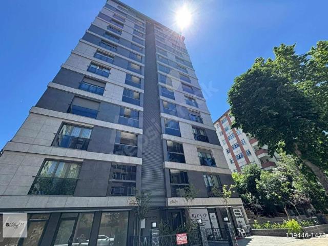SAĞLAM'DAN MERDİVENKÖY'DE MİNİBÜS YOLUNA YAKIN SATILIK DAİRE