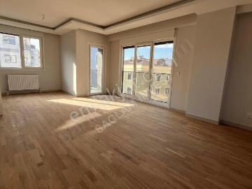 Sağlam'dan Minibüs Yoluna Komşu Merkezi Konumlu Satılık Daire