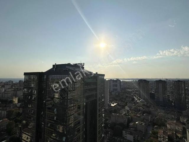 Sağlam'dan Yeni Fikirtepe'de 4+1 190 M2 Loft Satılık Geniş Daire