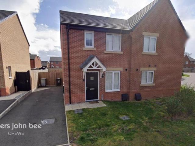 Samuel Armstrong Way, Crewe 3 bed semi detached house to rent £1,300 pcm £300 pw