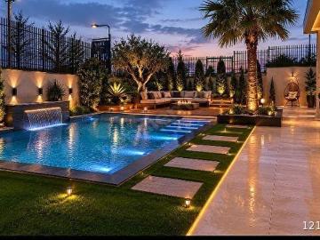 SAM Site'de Özel Havuzlu Yeni Modern Villa