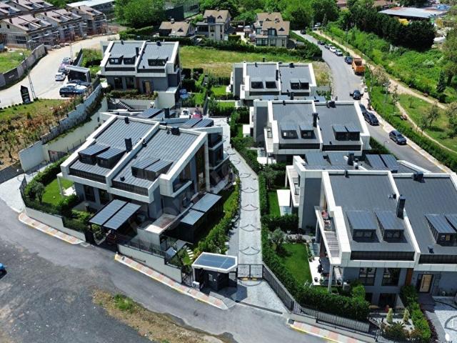 SAM Yeni Site'de Sıfır 5+1 Müstakil Bahçeli Modern Villa