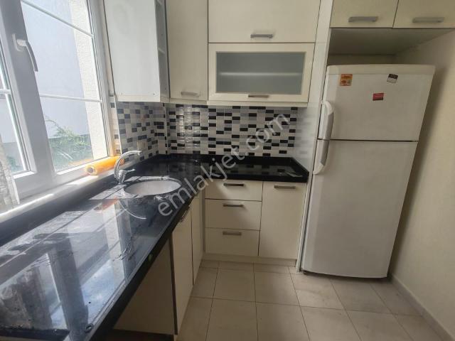 Samandıra Metroya Yakın 2+1 Kiralık Arakat