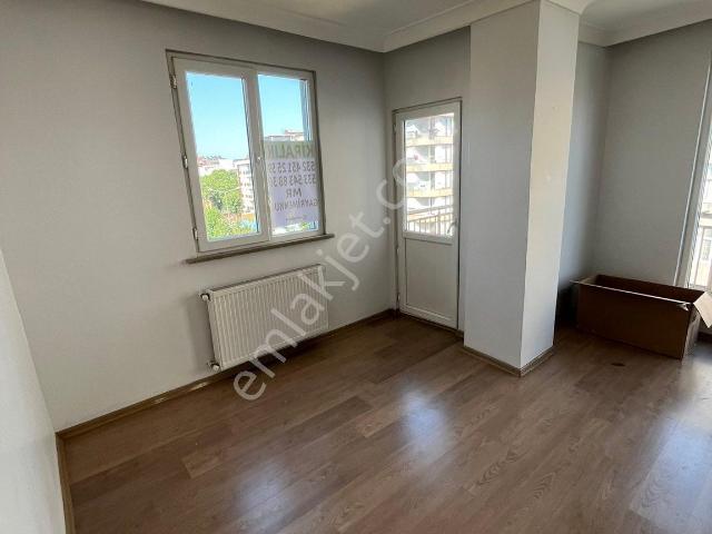 Samandıra Merkrzde Kiralık 2+1 Yeni Daire