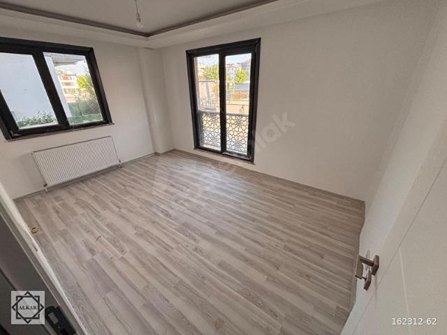 SAMANDIRA MERKEZDE TAPU MASRAFSIZ SATILIK 2+1 YÜKSEK GİRİŞ DAİRE