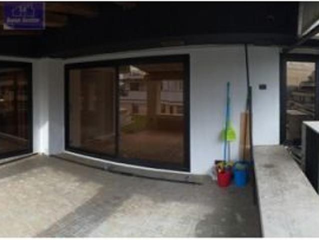 Samar Gestion vende excelente Atico con terraza en zona Av. de Europa