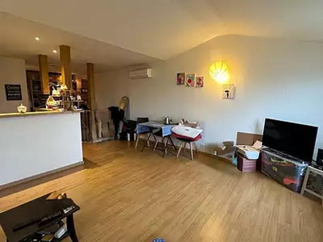 Samatan 32130 Achat / Vente appartement 3 pièces t3 au dernier étage cave
