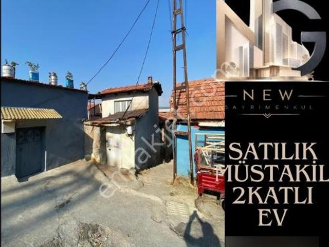 Samsacı Mah. Bayram Ali Kahve Mevki Satılık 2 Katlı Teraslı Ev