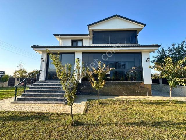 Samsun 19 Mayıs Dereköyde Satılık 4+1 Villa