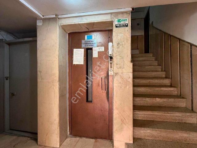 Samsun İlkadım Adalet Mahallesi'nde Asansörlü Masrafsız 2+1 Satılık Daire
