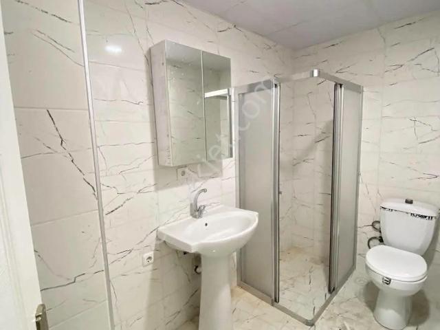 Samsun İlkadım Baruthane Mahallesi'nde Ebeveyn Banyolu Asansörlü 3+1 Satılık Daire