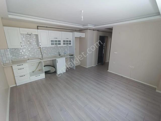 Samsun İlkadım Derebahçe'de 1. Kat 1+1 Kiralık Daire