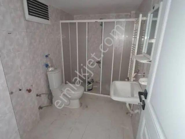 Samsun İlkadım Fevzi Çakmak Mahallesi'nde Asansörlü 1.kat 3+1 Kiralık Daire