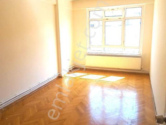 Samsun İlkadım Çiftlik Mahallesi'nde Şehir Merkezinde 3.kat 3+1 Kiralık Daire