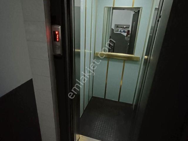 Samsun İlkadım Rasathane Mahallesi'nde Asansörlü Masrafsız 3+1 Satılık Daire