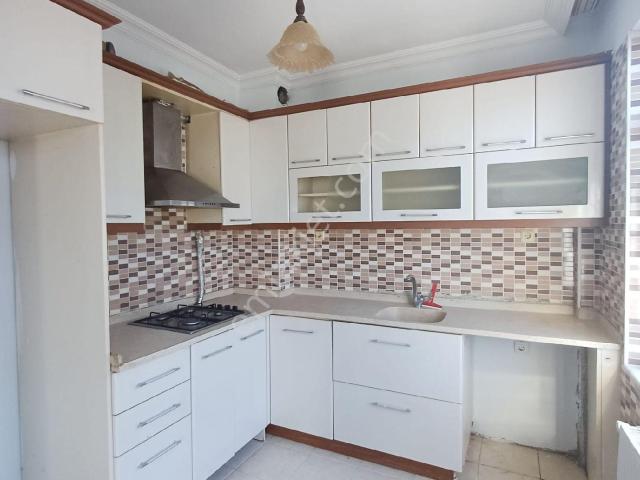 Samsun İlkadım Yenidogan Mahallesi'nde Depozitosuz 4.kat 3+1 Kiralık Daire