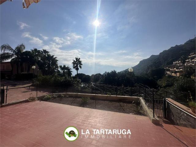 Sant´Alessio Siculo trilocale 129mq