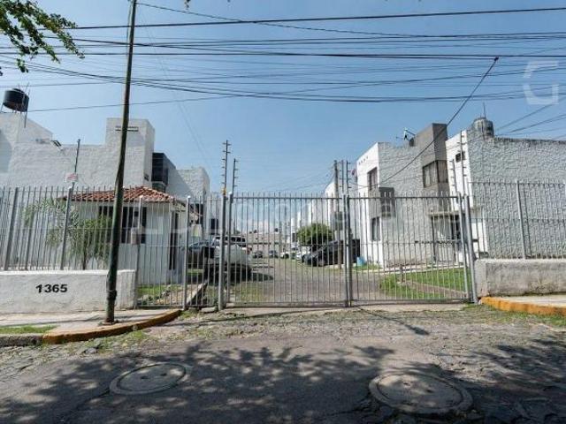 SANTA ANA TEPETITLÁN CASA EN VENTA