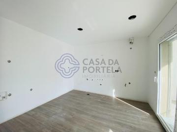 Santa Marta Do Pinhal T3 Com Elevador E Parqueamento 107m² Corroios