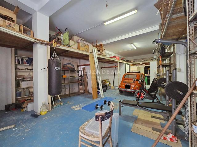 Santa Margherita Ligure Centro Ampio Magazzino Carrabile con. 64m² Santa Margherita Ligure
