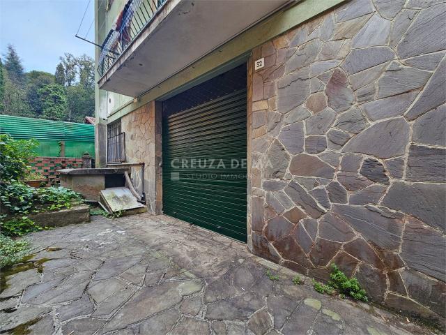 Santa Margherita Ligure Centro Magazzini con Posti Auto Priv. 102m² Santa Margherita Ligure