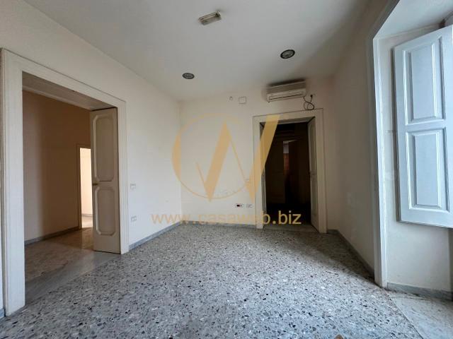 Santa Maria Capua Vetere ZONA DUOMO AFFITTASI APPARTAMENTO