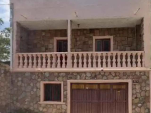 SANTA PAULA ! AMPLIA CASA EN VENTA A TAN SOLO 5 MIN DE CARRETERA A LOS ALTOS