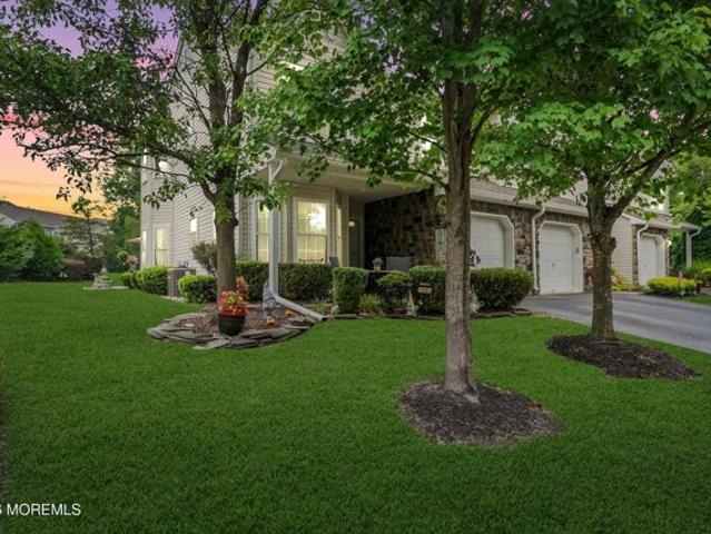 Santa Rosa Ln, Tinton Falls, Home For Sale