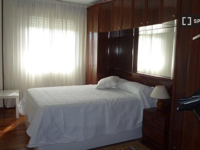 santander, Cantabria 39011