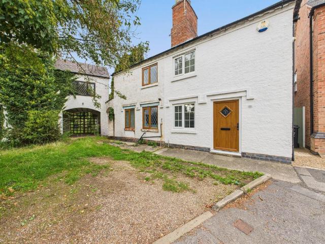 Sanvey Lane, Aylestone, Leicester, LE2 2 bed semi detached house to rent £1,150 pcm £265 pw