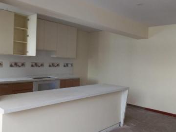 Piso en venta en Huancayo - Cocina equipada
