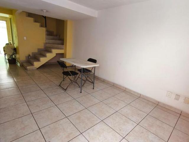 San Buenaventura Casa en venta en Ixtapaluca 2 recamaras