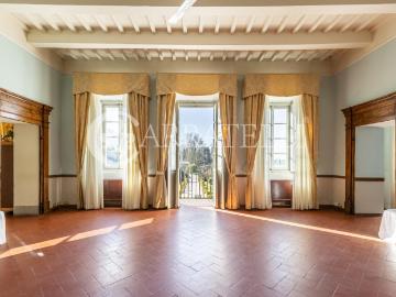 San Giuliano Terme, a metà strada tra Lucca e Pisa, imponent. 1400m² San Giuliano Terme